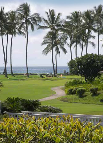 The Great Lawn at Kiahuna Plantation